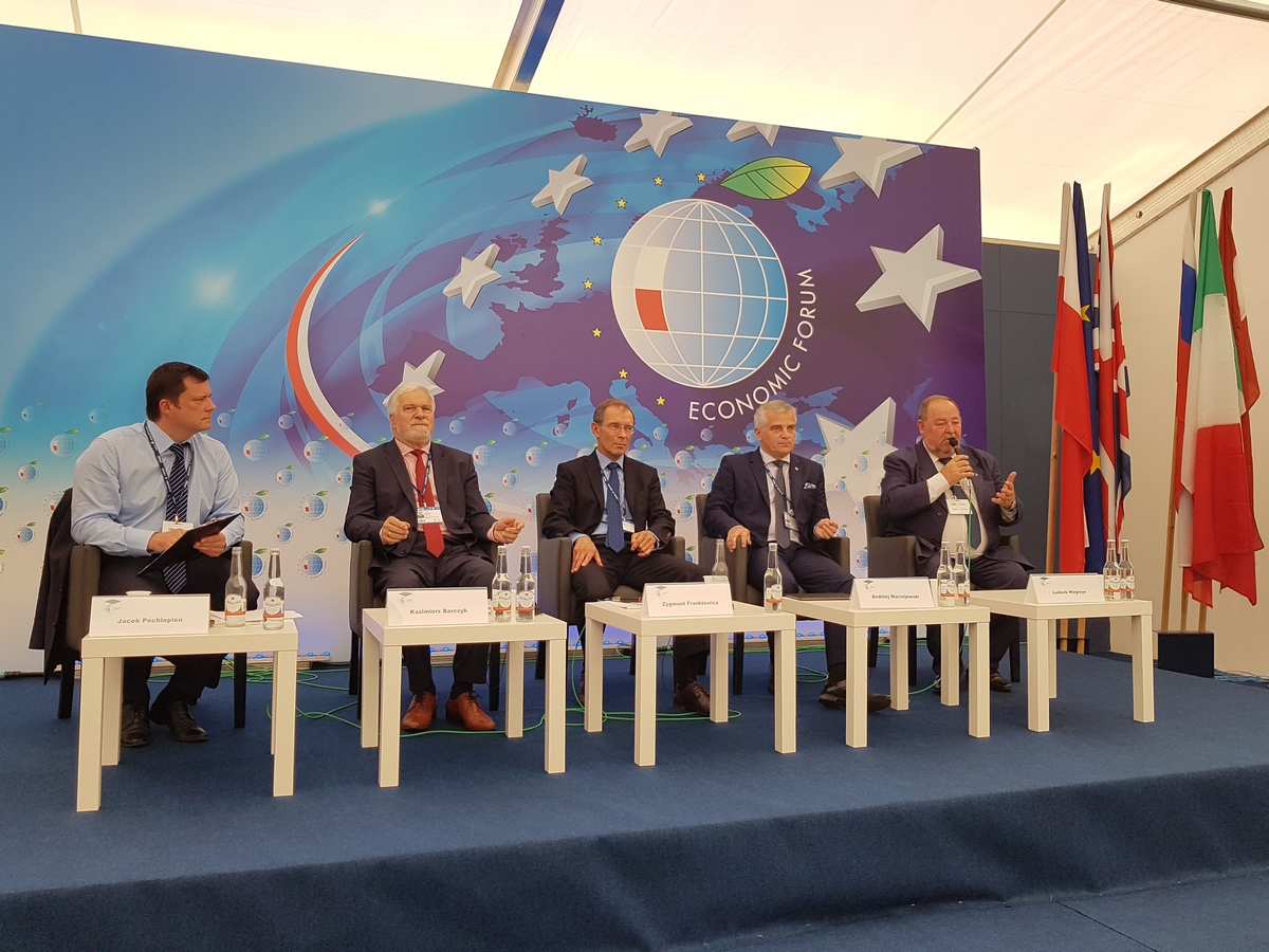 Powyborcza przyszłość JST. Panel dyskusyjny z udziałem prezesa ZPP na Forum w Krynicy