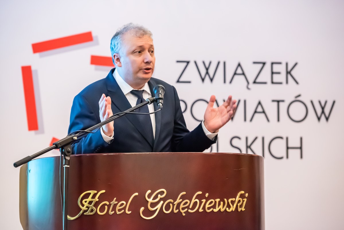 Refleksje wiceministra finansów Sebastiana Skuzy na temat sytuacji finansowej JST oraz współpracy z powiatami