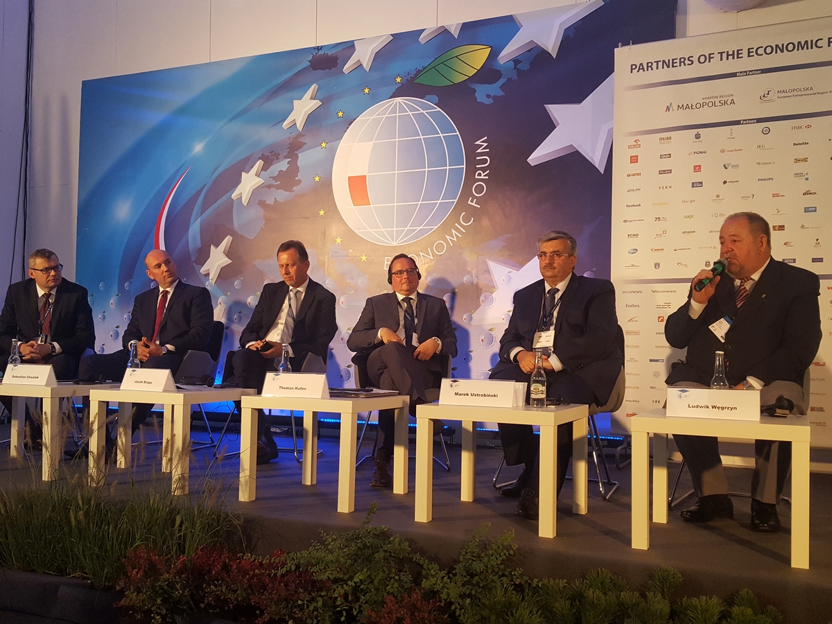Debata na temat zmian w samorządach – Forum Ekonomiczne w Krynicy